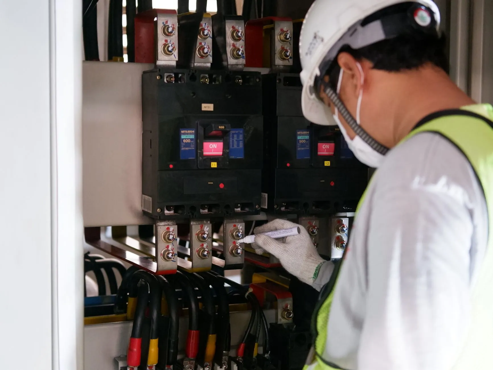 2025年五金交电行业新规对工贸经营采购的影响分析正文配图 1
